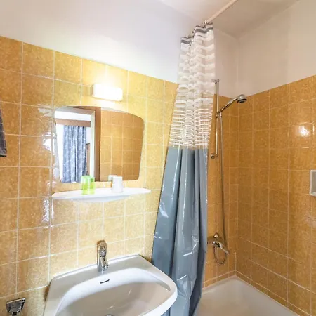 Contemporary In Near Area *