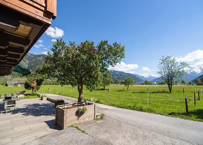 Daire Contemporary In Near Area *