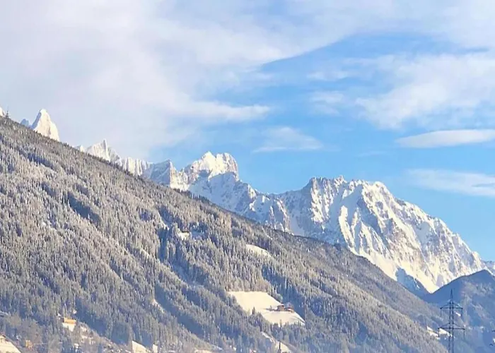 Contemporary In Near Area Daire Maishofen