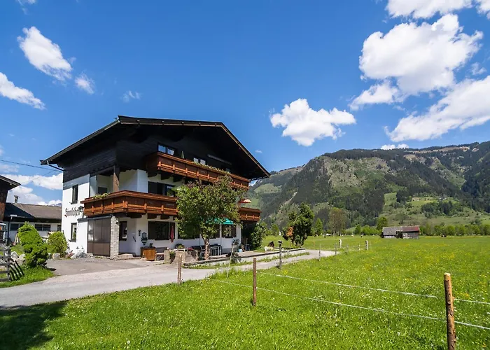 Daire Contemporary In Near Area *